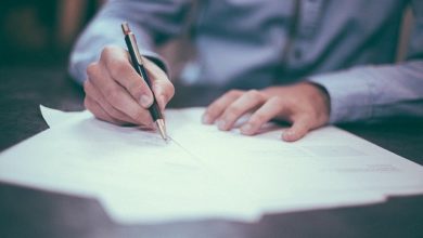 Produkte oder Dienstleistungen sollten von Unternehmen stets gewährleistet werden. Deswegen macht ein QM-System sinn.