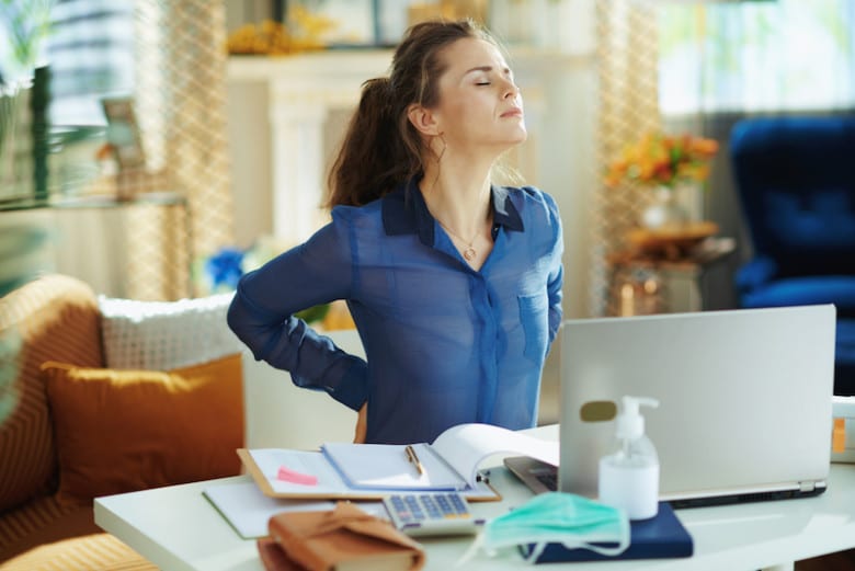 Haltung bewahren: 5 Tipps für gesundes Sitzen und Stehen ...