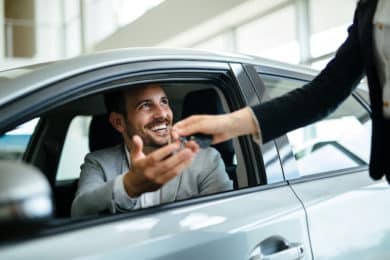 Vor dem Autoverkauf sollten Sie Ihr Auto optisch aufwerten. 