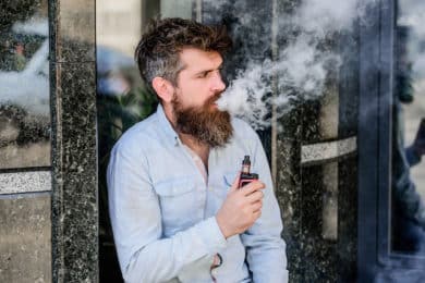 Die E-Zigarette als Lösung für starke Raucher, die bislang reine Tabakprodukte zu sich nahmen.