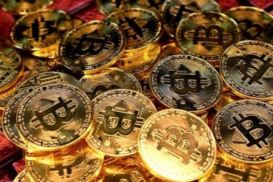 Immer mehr Unternehmen akzeptieren die Kryptowährung Bitcoin als Zahlungsmittel. 