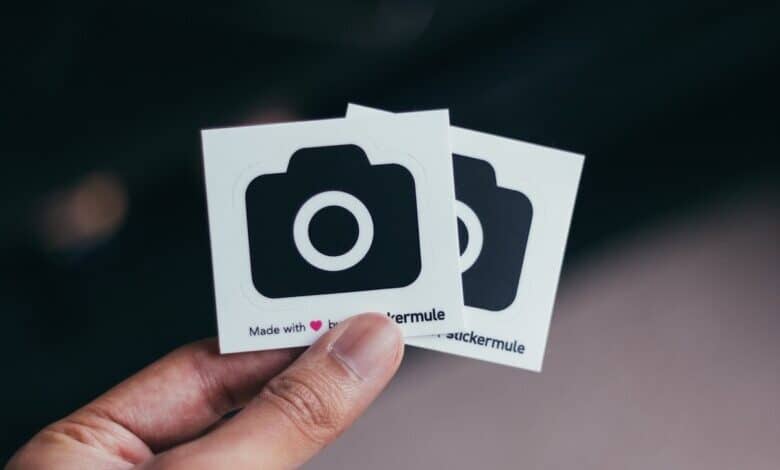 Sticker zum Aufkleben.