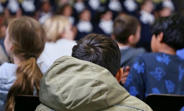 Kinder in einer Schule (Archiv)