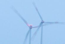Erfahren Sie, warum Ministerpräsidenten Korrekturen am Windenergiegesetz benötigen, um eine Deindustrialisierung abzuwenden. Windräder (Archiv)