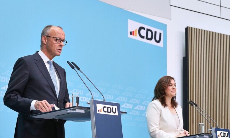 Friedrich Merz und Franziska Hoppermann am 12.10.2026