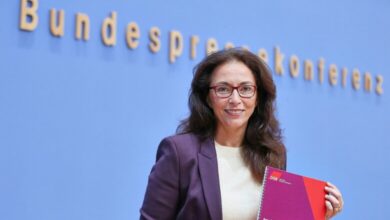 Yasmin Fahimi bei der Vorstellung der Empfehlungen der DGB-Rentenkommission am 28.10.2026